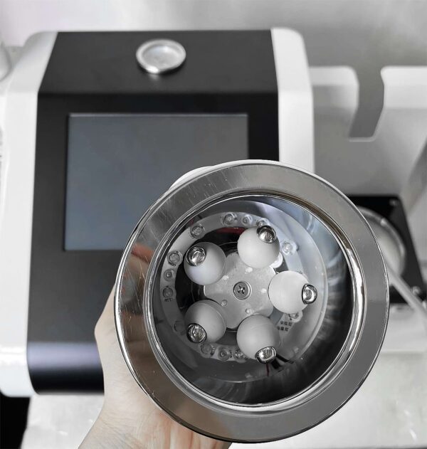 Masážní přístroj na celulitidu BeautyRelax Madero VacuSpin Professional