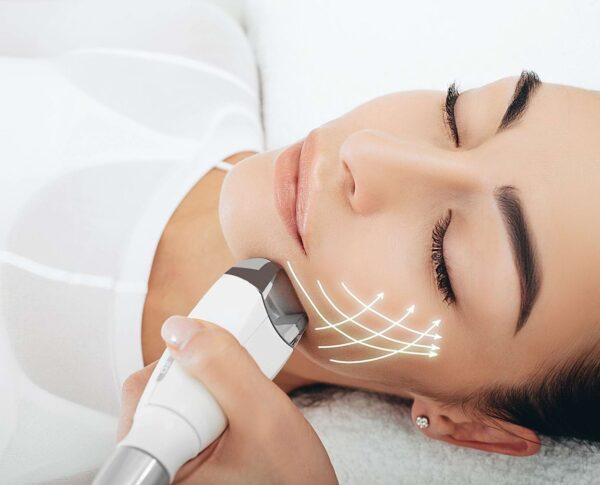 Masážní přístroj na celulitidu BeautyRelax Rollskin BodyShape Professional Studio Madero Quattro