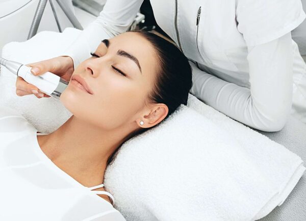 Masážní přístroj na celulitidu BeautyRelax Rollskin BodyShape Professional Studio Madero Quattro