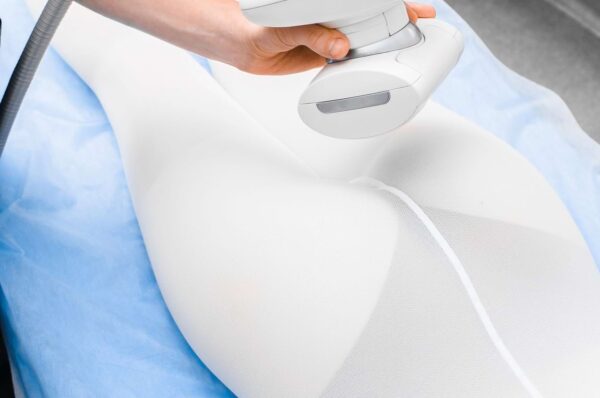 Masážní přístroj na celulitidu BeautyRelax Rollskin BodyShape Professional Studio Twin
