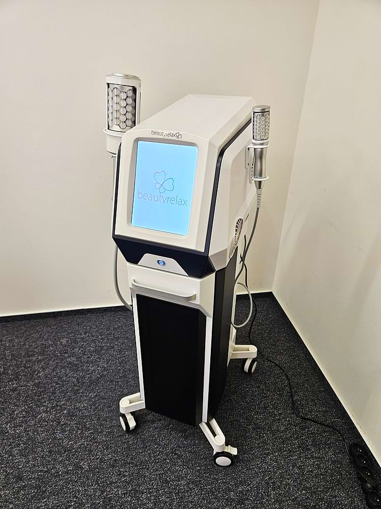 Masážní přístroj na celulitidu BeautyRelax Rollskin Madero Professional Twin Studio