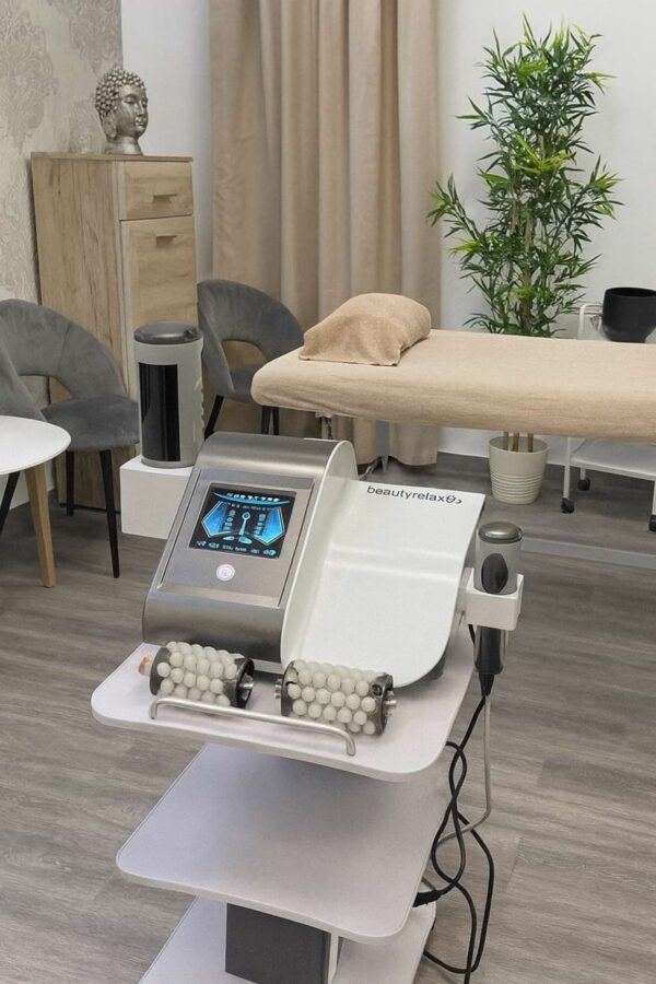 Masážní přístroj na celulitidu BeautyRelax Rollskin Madero Professional Twin