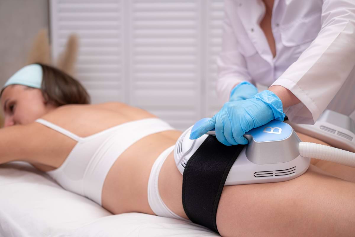 Masážní přístroj na formování postavy BeautyRelax Pulsemax Magnetic Studio Madero Quattro Clinic Performance